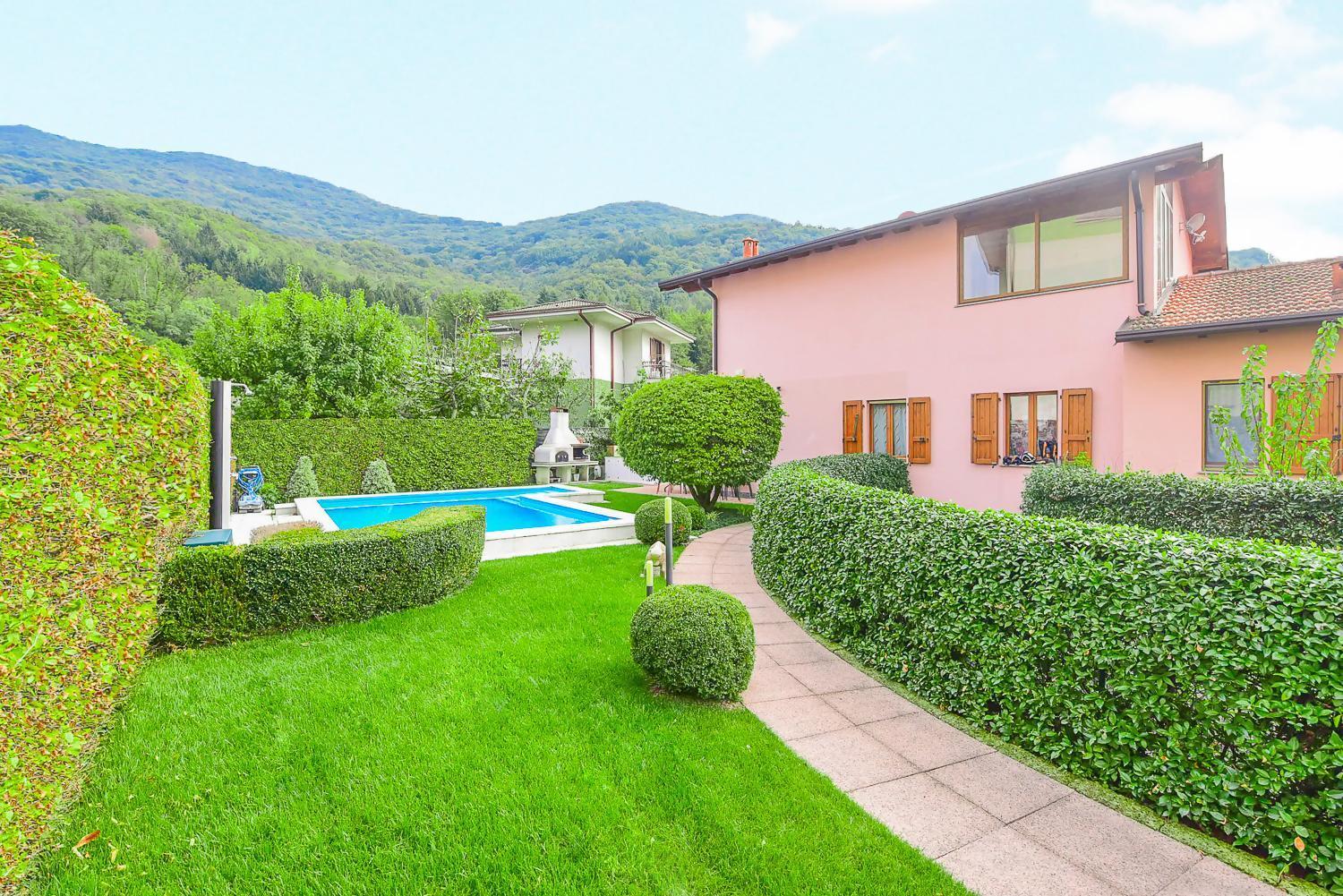 Jane E Jolie Holiday Home Private Swimming Pool Valbrona ภายนอก รูปภาพ